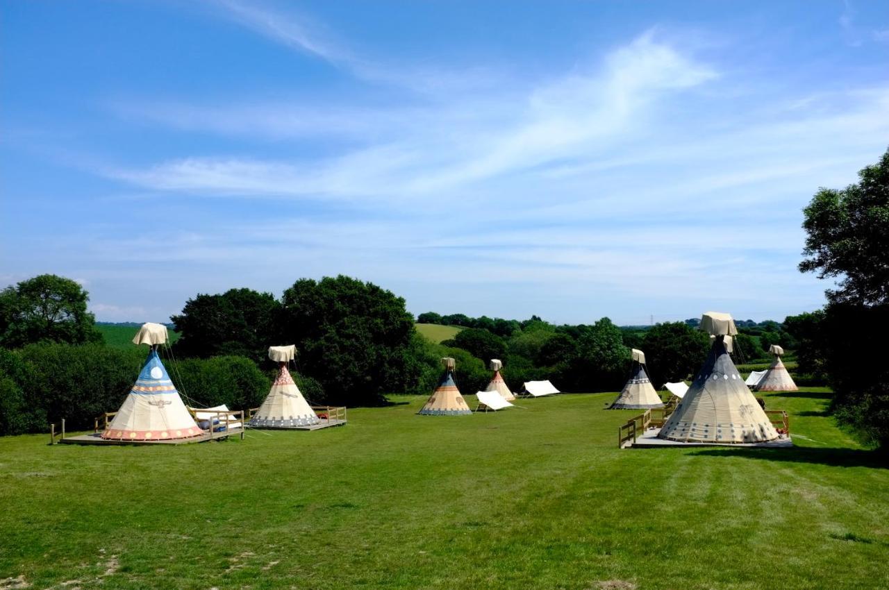 Big Sky Tipi Holidays Wartling Exteriör bild