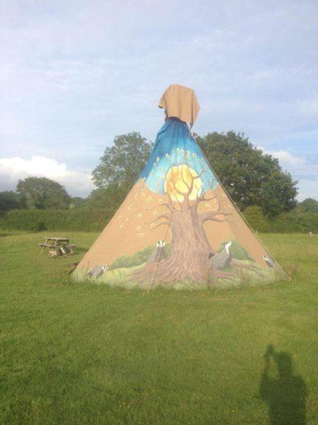 Big Sky Tipi Holidays Wartling Exteriör bild